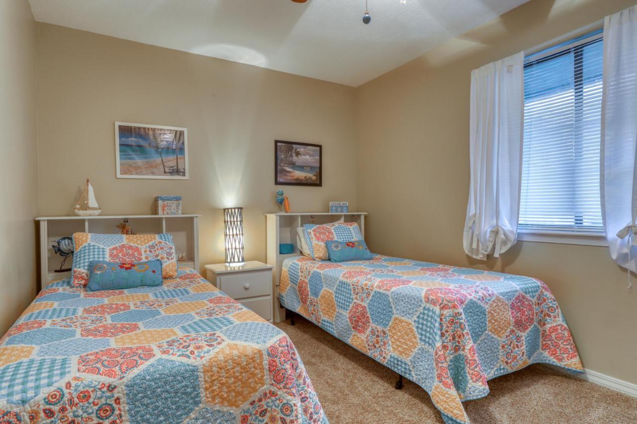 Gulf Highland: 149 Robin Ln